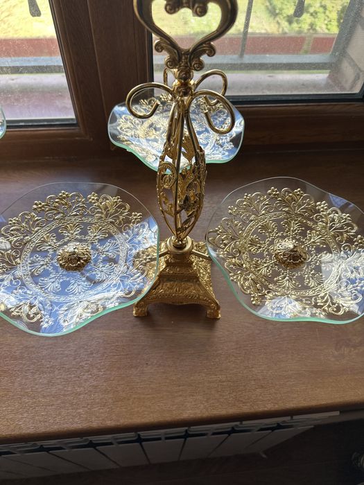 Продам этажерки для сервировки стола