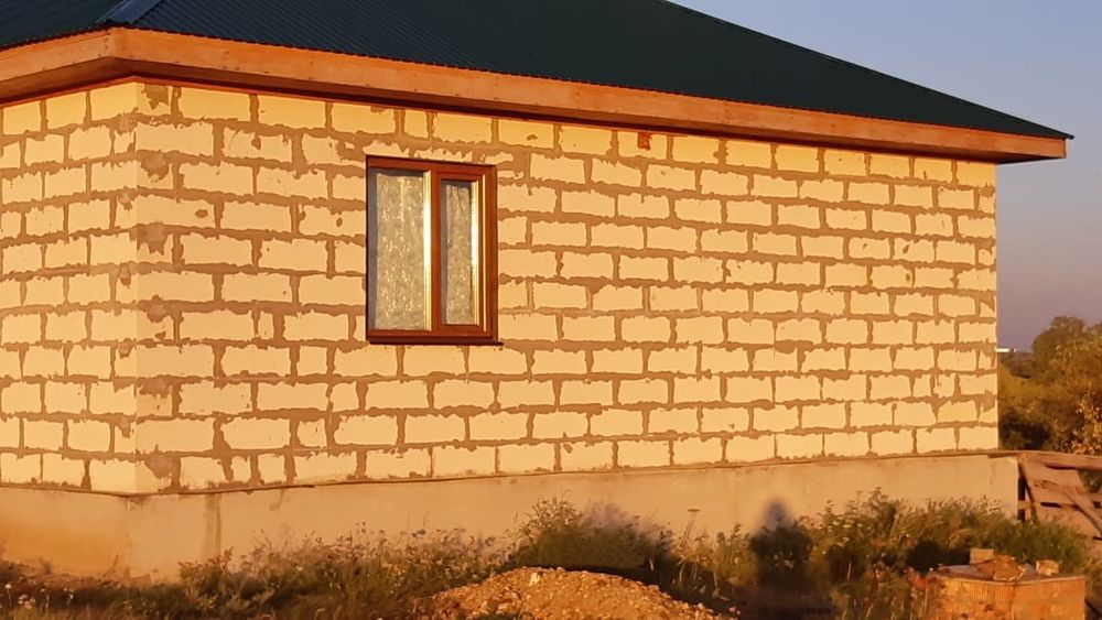 Дом в курортном месте , рядом с городом