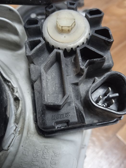 Фары Тойота Камри 35