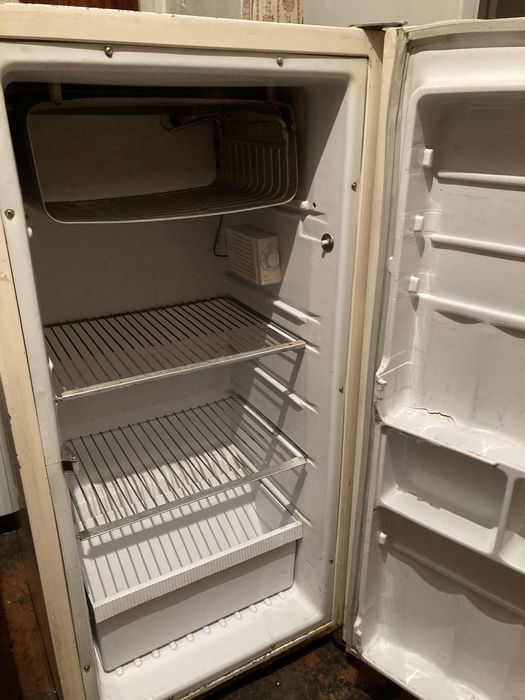 Продам холодильник Бирюса