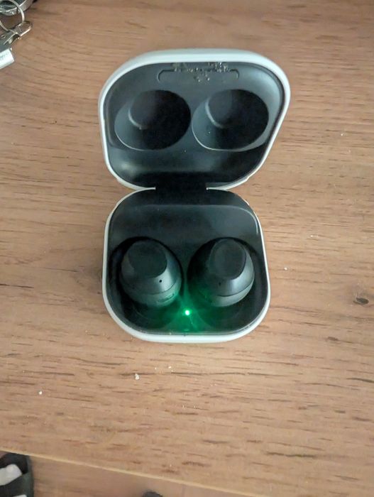 Слушалки Samsung Galaxy buds FE