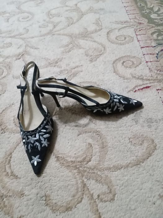 матрас, утин, бижутерий учун веалка, туфли, куйнак