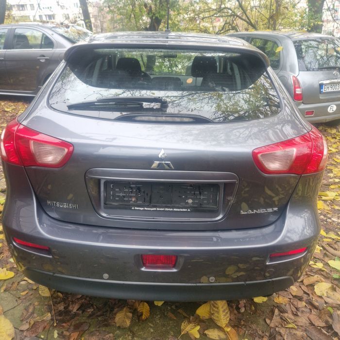 Mitsubishi lancer 1,8i Швейцария