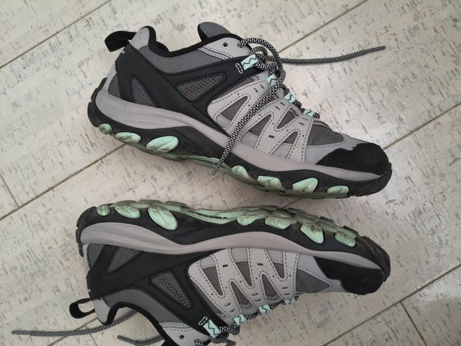 Pantofi drumetie Merrell Gore Tex