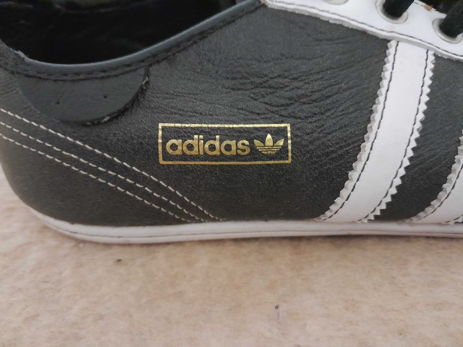 Красиви ретро маратонки - Adidas!