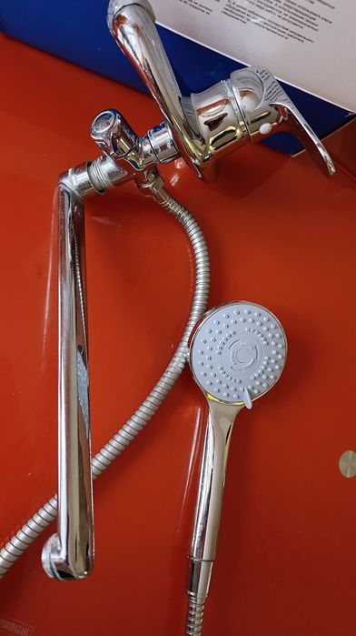 Смеситель для ванной с душем кран для ванной