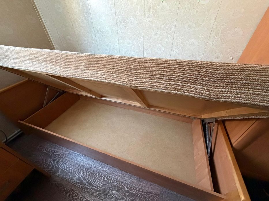 Кровать односпальная