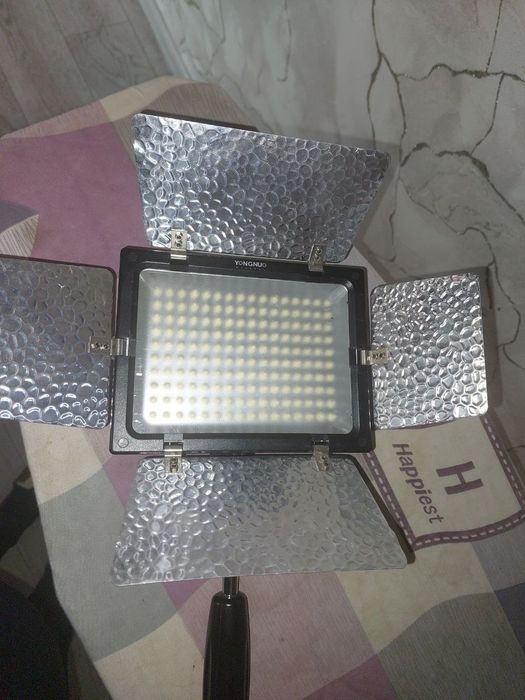 Осветитель светодиодный