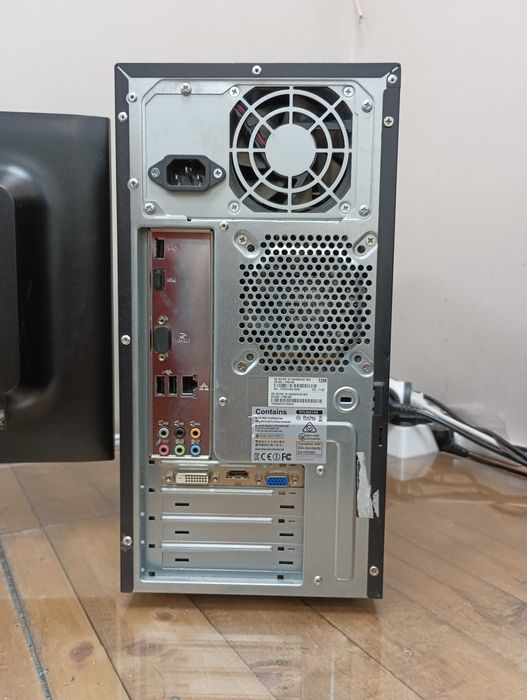 Настолен компютър Asus K31AD - i5 4460