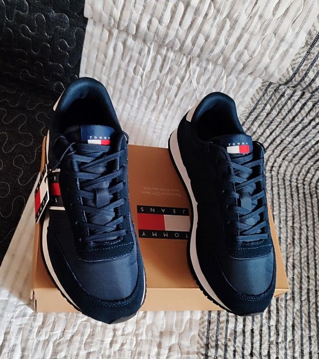 Tommy Jeans nr 40 noi