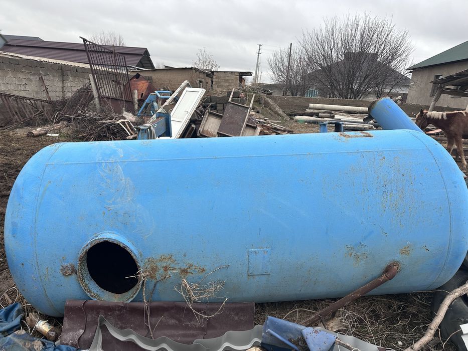 Срочно прдам Бочку 3 куб