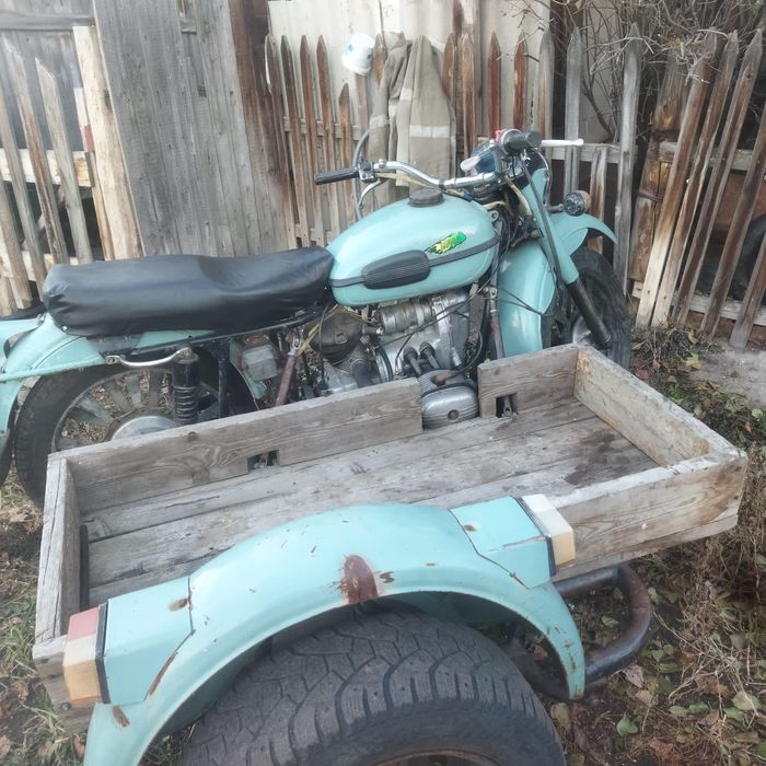 Продам мотоцикл Урал