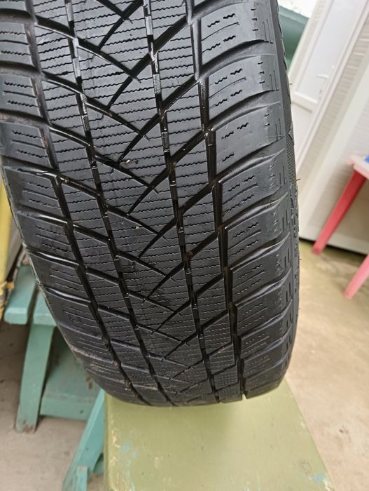 Roți jante și cauciucuri iarnă Ford