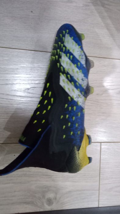 Продам Бутсы