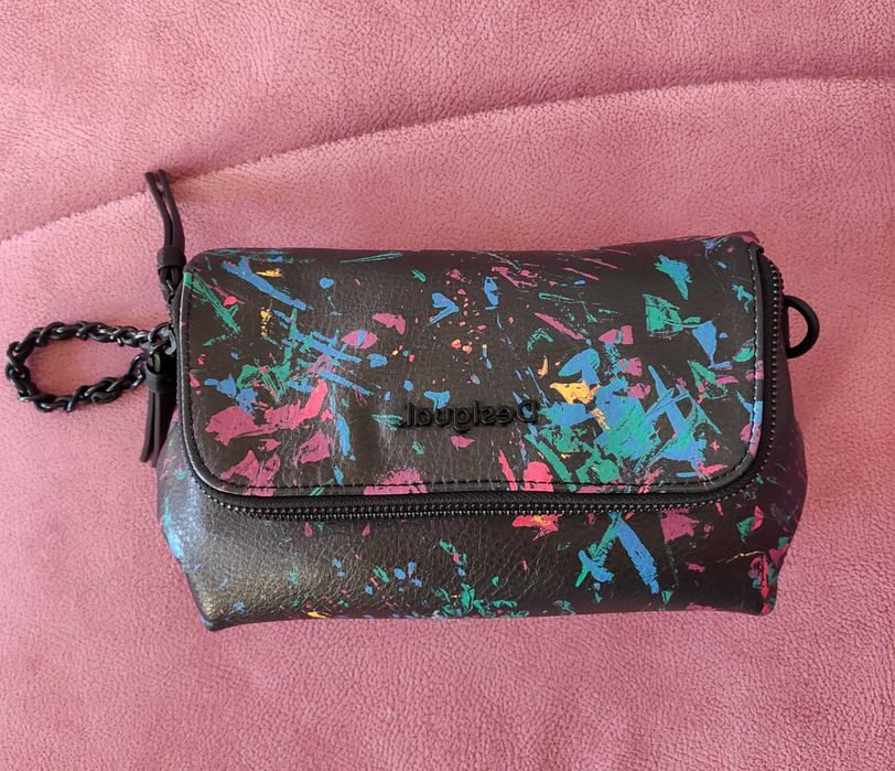 Desigual нова малка чанта с две дълги дръжки
