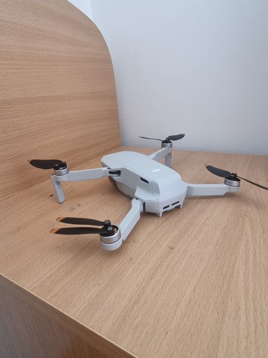 DJI Mini 4K с 2г гаранция + кутия – почти нов(използван 2 часа)