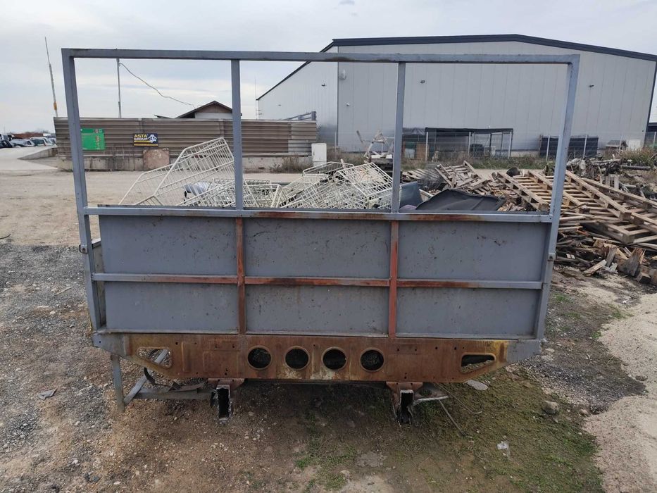 продавам каросерия за бус 380/210