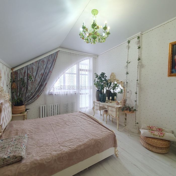 Продам 5-ти комнатную квартиру в ЖК "Зелёная Долина".