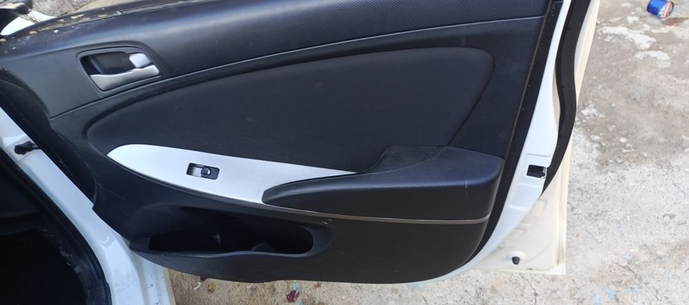 Хундай акцент  2015