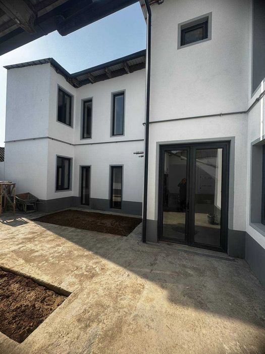 Продажа! 1 комн. 1/2 коттедж Ашрафи Заправка Мустанг. 35м2. Евроремонт