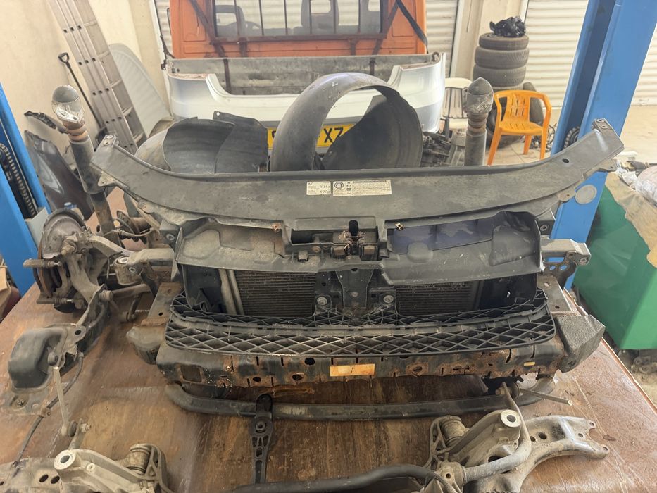 Маска с радиатори и перки за VW Passat 7 2.0 TDI