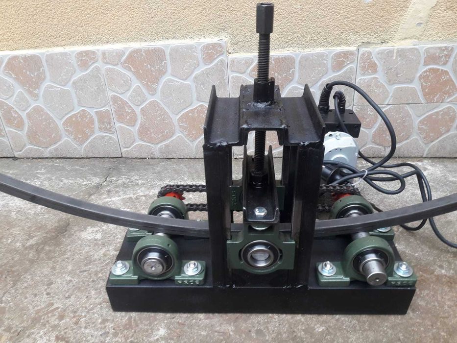 Masina electrica roluit teava