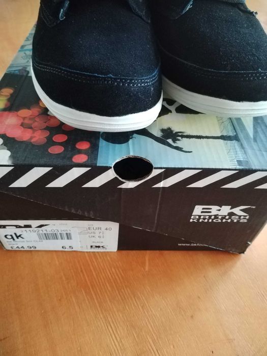 Обувки кецове  British Knights 40 велур