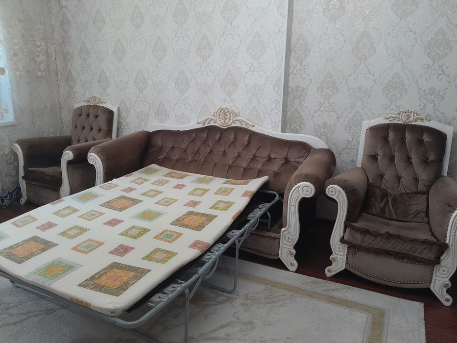 Продам диван и 2 кресла