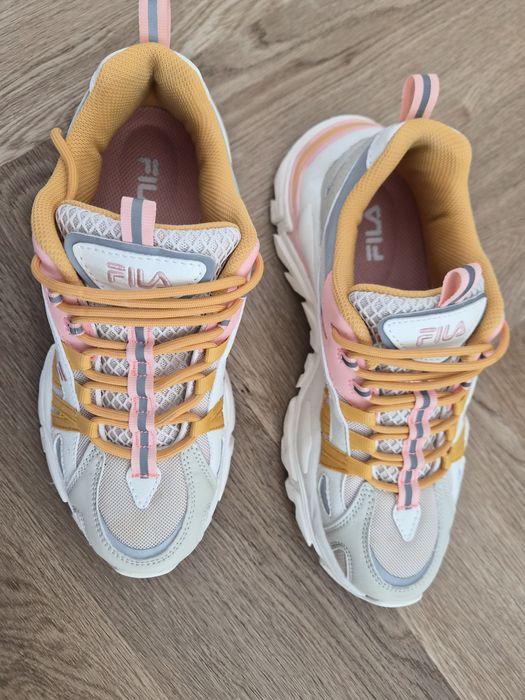 Спортни обувки Fila