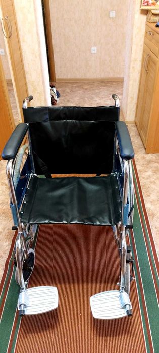 Инвалидное кресло/коляска
