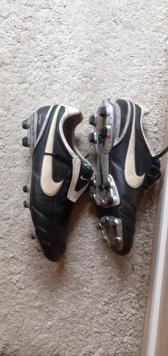 Ghete Fotbal Nike marimea 45