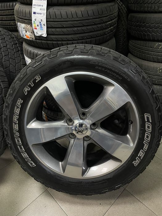 4 броя 5x127 джанти с гуми за grand Cherokee 5x127 265/50R20