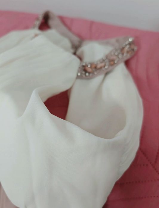 Rochie de ocazie cu pietre decorative