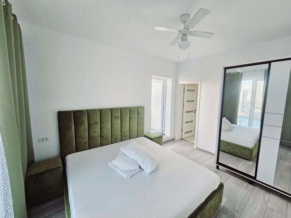 Inchiriez Apartament 3camere+terasa . Mamaia Nord