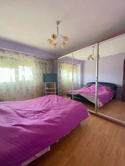 Vând apartament 2 camere decomandate mobilat și utilat Mazepa 1