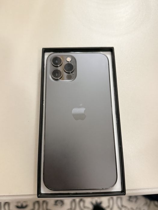 Телефон IPhone 12 Pro 128гб 75%