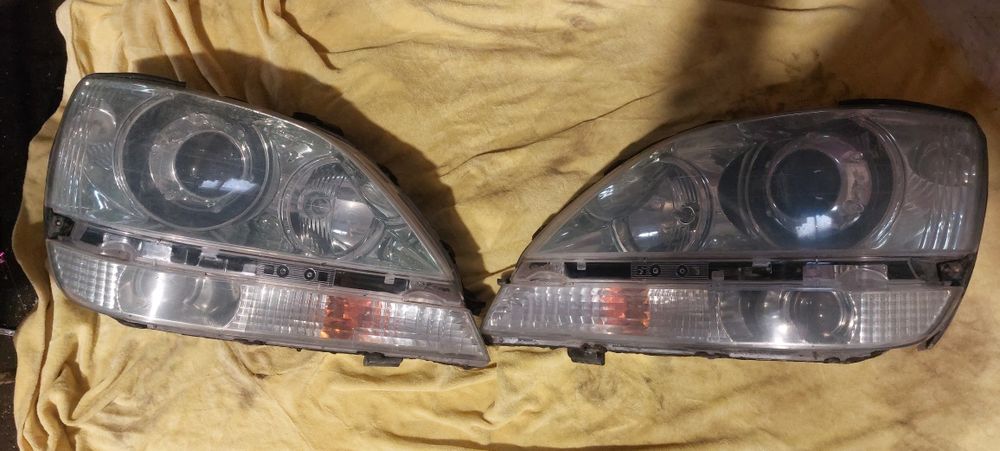 Продам фары Lexus rx300