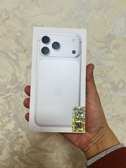 Apple 17 pro 256 Silver 2 Sim esim Как Новый