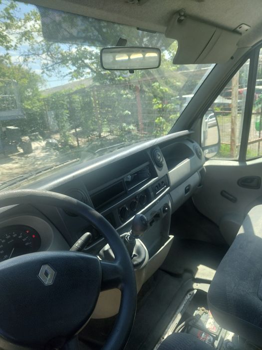 Renault master 3 locuri