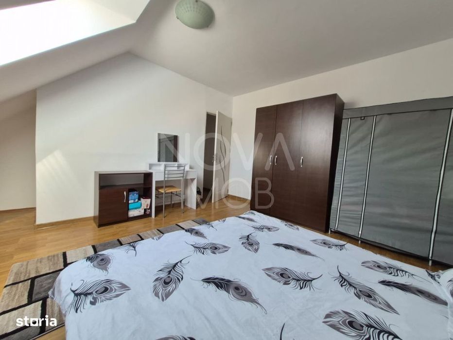 Apartament tip mansarda - Semaforului