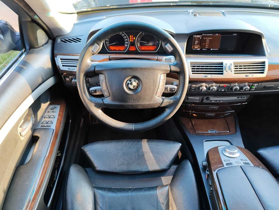 BMW 730 E65 facelift