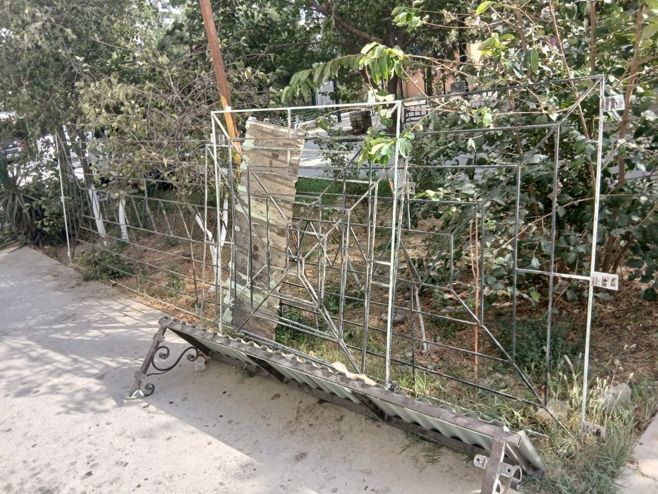 Решетки козерек двер железный доски