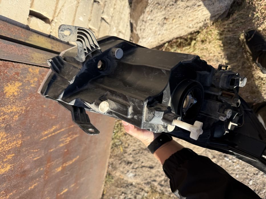 Фара гранта FL левая оригинал