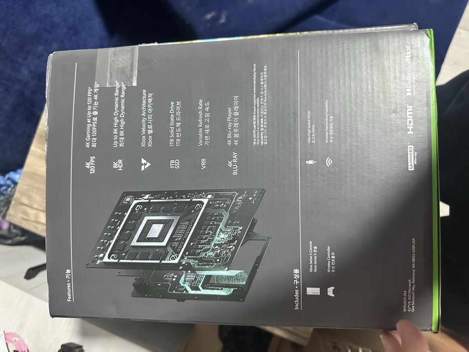 Продам playstation 5 slim 1TB с играми как новый привозной гарантия