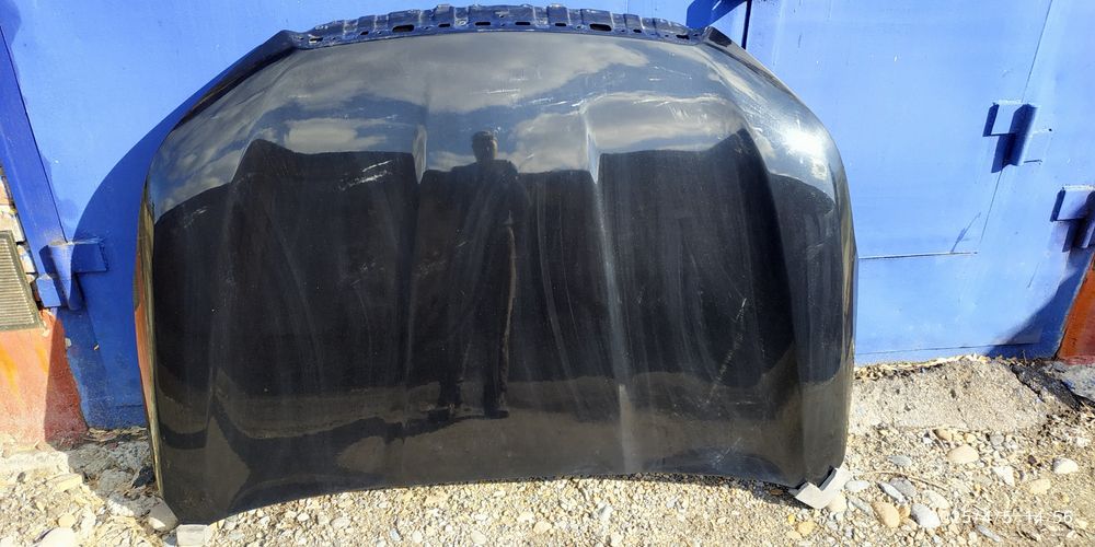 Капот на авто Субару Форестерр