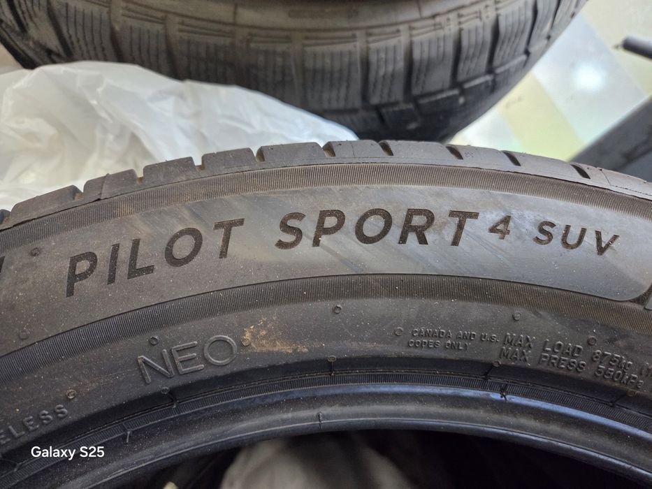 Anvelope Michelin R19 255 50