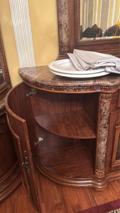 Сервант гарнитур