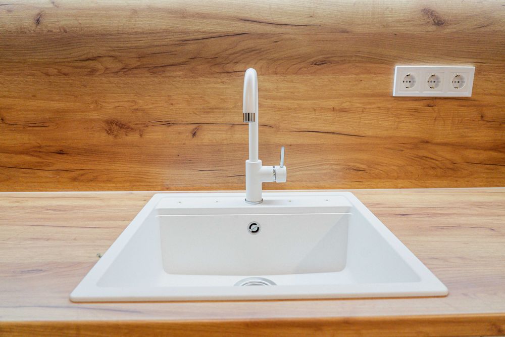 Дава се под наем Тристаен апартамент в Добрич, Център - 57 кв.м за 408 € - Снимка #6