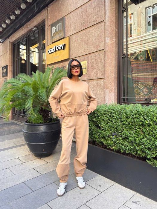 Дамски сет от две части