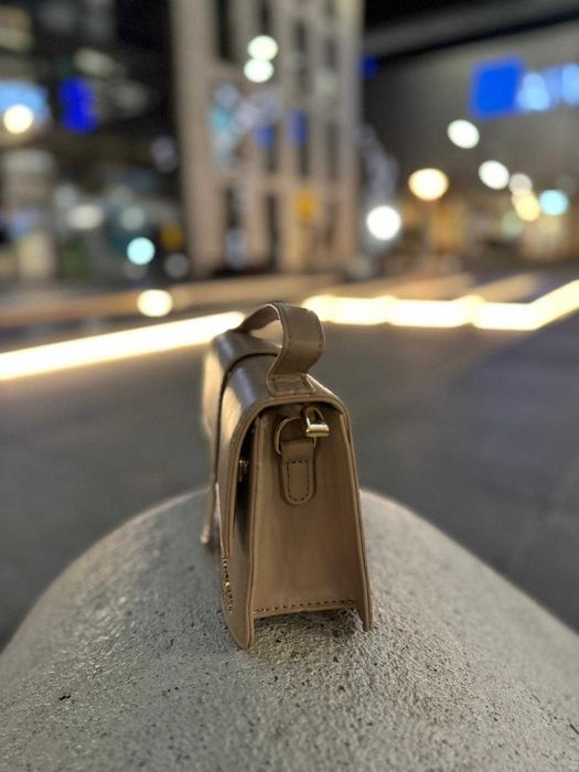 Geanta Jacquemus Le Grand Bambino Crem